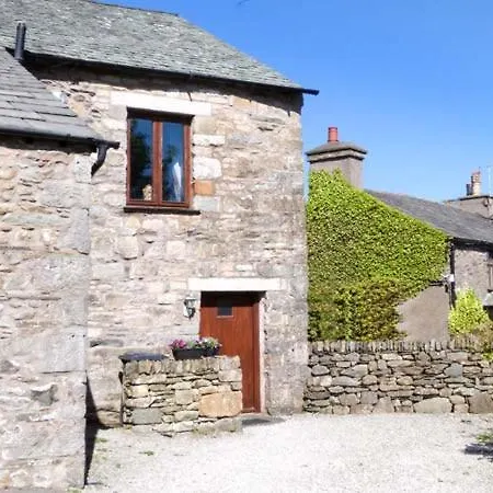 Holiday home The Byre